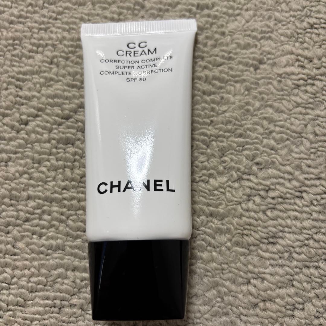 CCクリーム CHANEL CC CREAM 10 BEIGE SPF 50