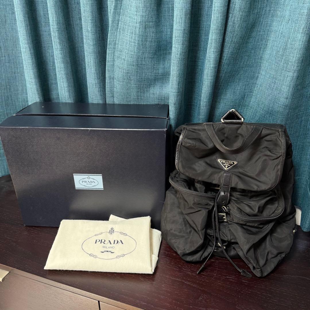 廃盤 PRADA ナイロン リュック 大 三角ロゴ 黒 イタリア製 箱 保存袋付 PRADA（プラダ） ナイロン 三角ロゴ リュック - ブラック レディース