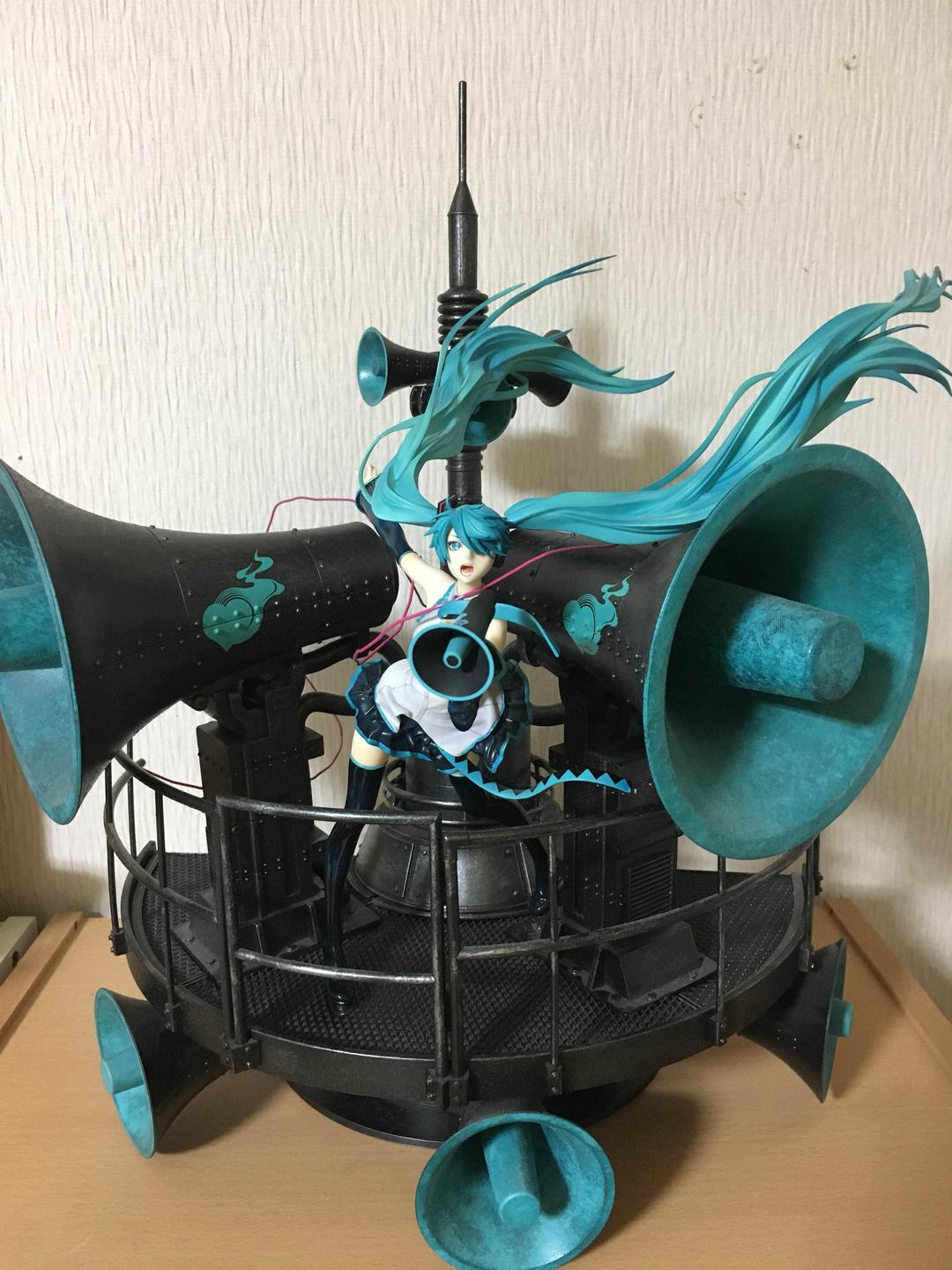 初音ミク 恋は戦争ver. DX 1/8 フィギュア