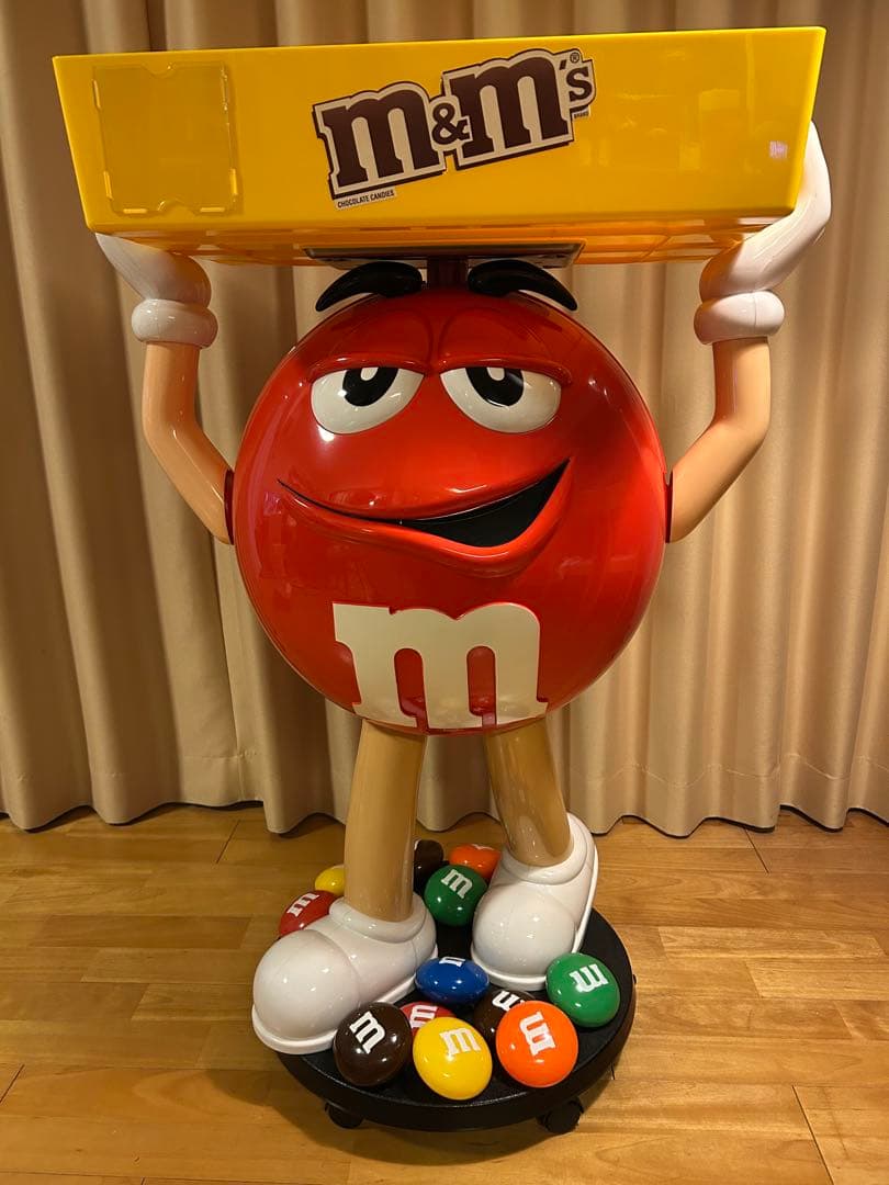 m&m's エムアンドエムズ　店頭用ディスプレイ