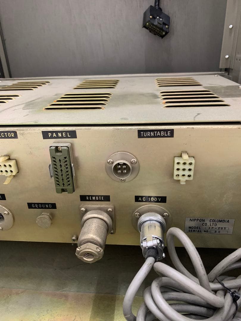 スペースエイジ ターンテーブル レコードプレイヤー 台 店舗什器