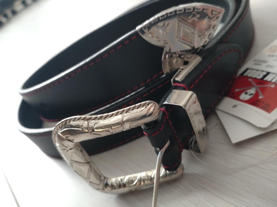 クリームソーダ CSベルト未使用 ロカビリー 黒革赤ステッチ ピンクドラゴン