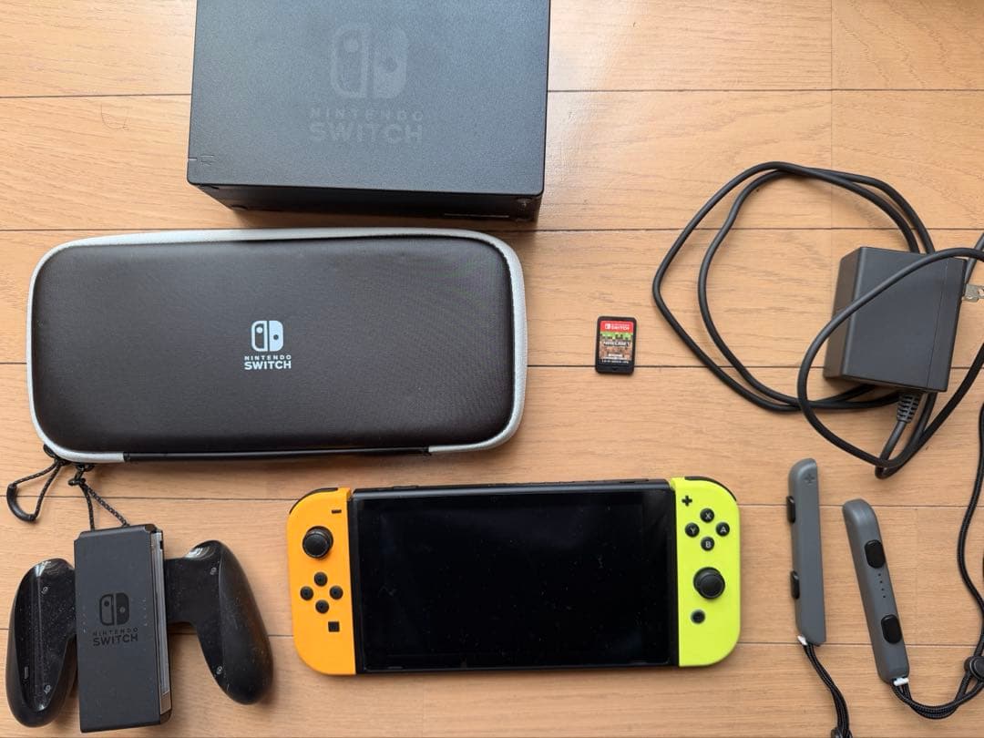 Nintendo switch 本体　付属品付き　マイクラ付き