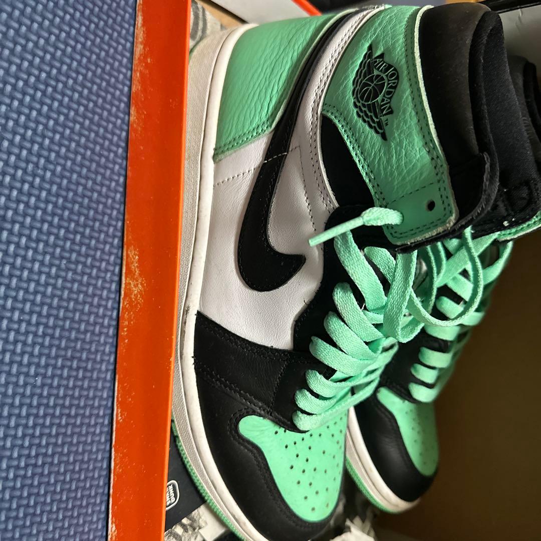 ジョーダン1グリーングロー エア ジョーダン 1 HIGH OG」の新色は鮮やかなグリーンのコントラスト