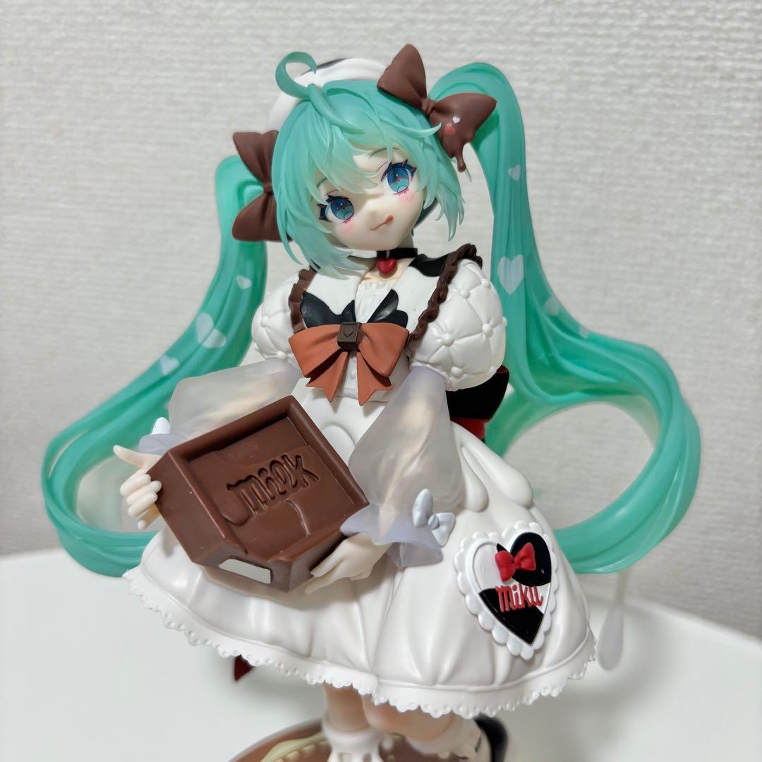 Trio-Try-iT Figure 初音ミクxチロルチョコ ミルクver. - メルカリ