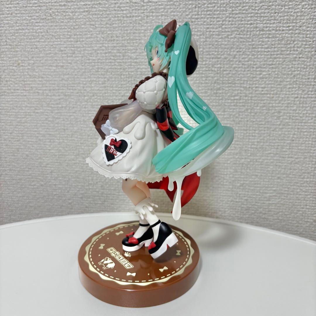 Trio-Try-iT Figure 初音ミクxチロルチョコ ミルクver. - メルカリ
