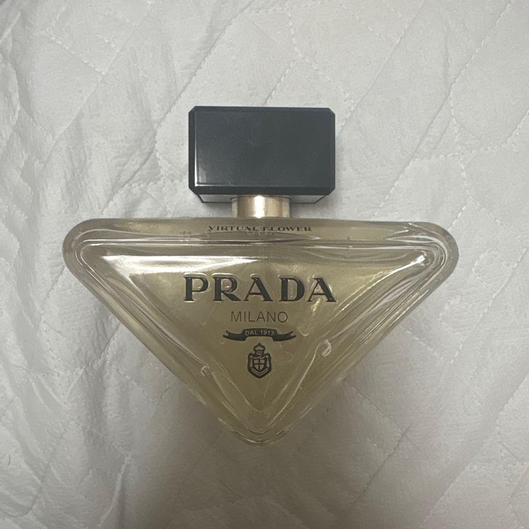 PRADA Virtual Flower 香水