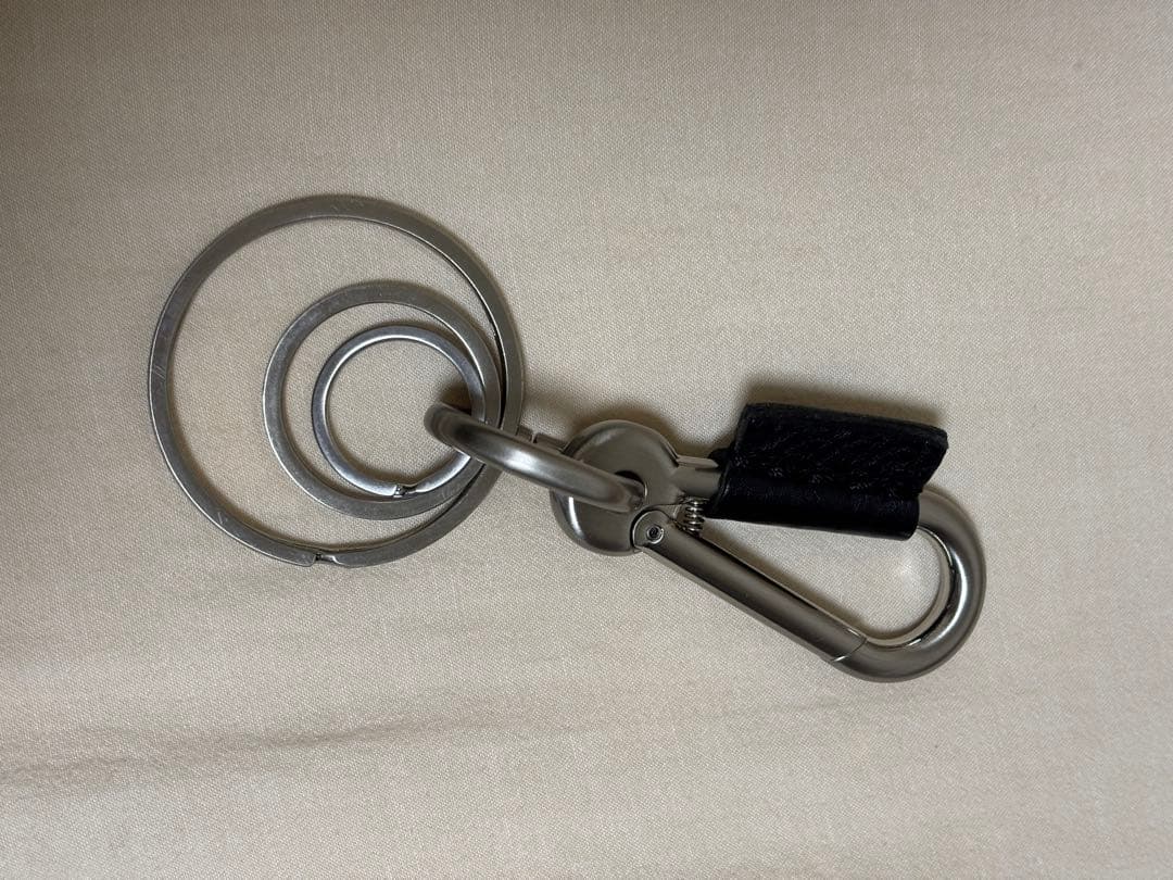 エンダースキーマ カラビナ 黒 - メルカリ