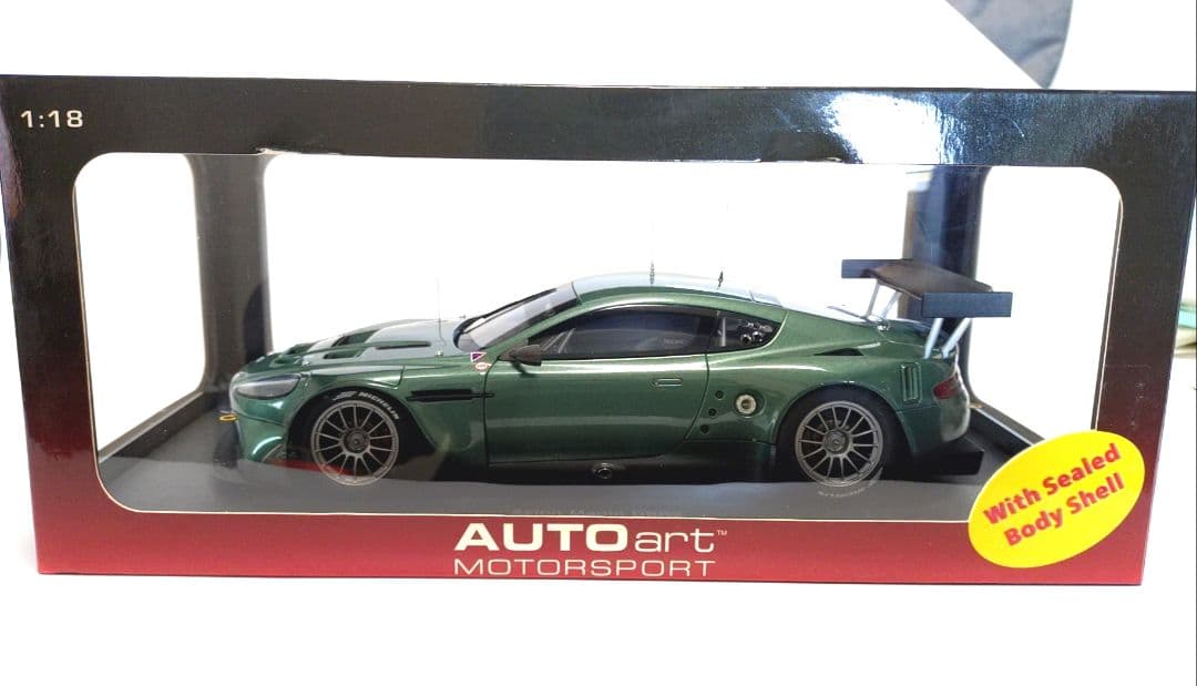 オートアート 1／18 ASTON MARTIN アストンマーチン DBR9