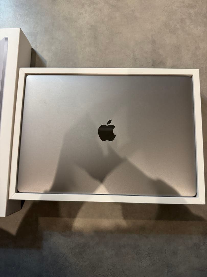 MacBook Pro M1 13インチ 16GB 256GB