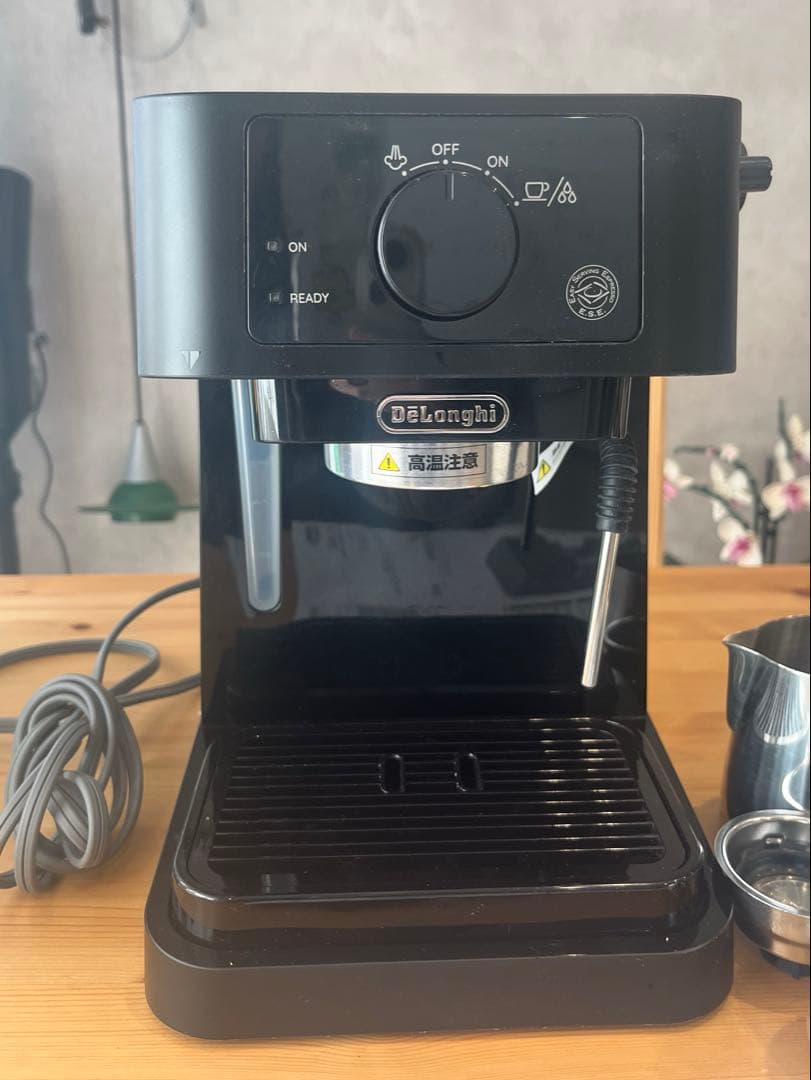 DeLonghi EC235J エスプレッソマシン　ミルクピッチャー付 デロンギ（DeLonghi） スティローザ エスプレッソ・カプチーノメーカー