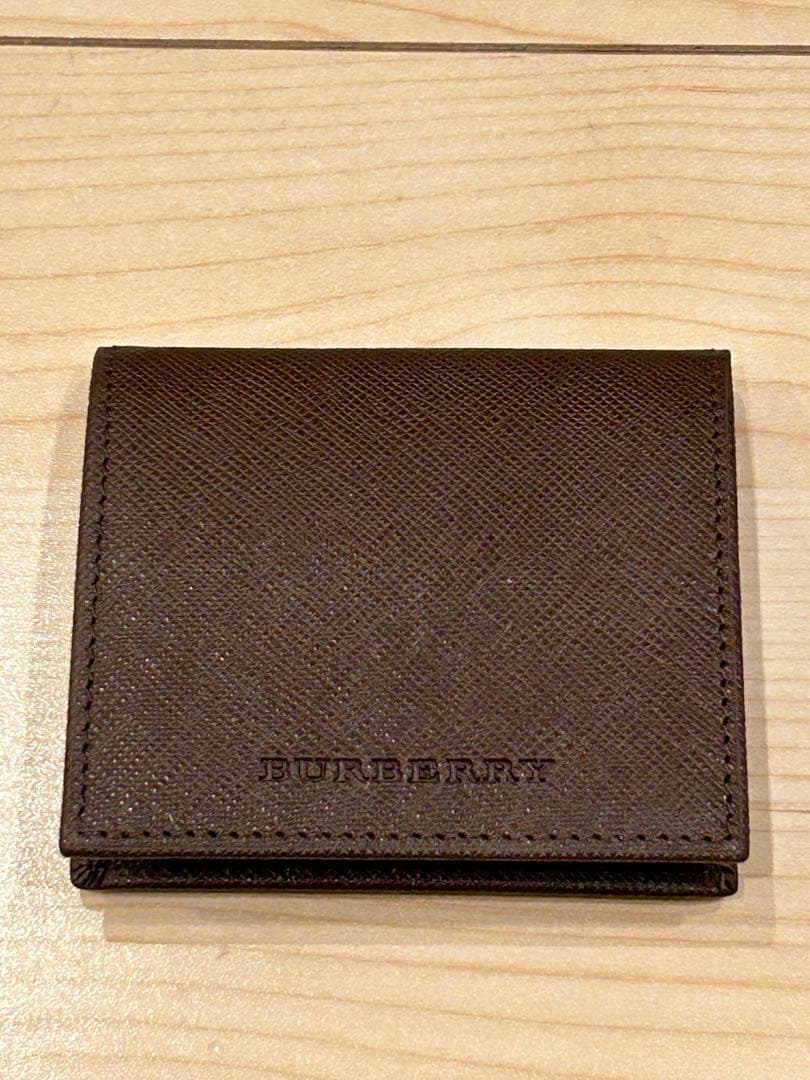 【やうひち樣】Burberry/ケース/新品未使用箱付き