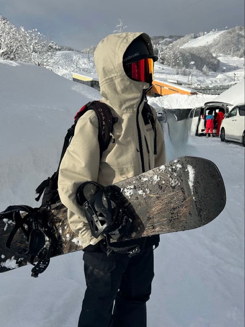 SIXEIGHTSIX 686スノーボードウェア　上下セット