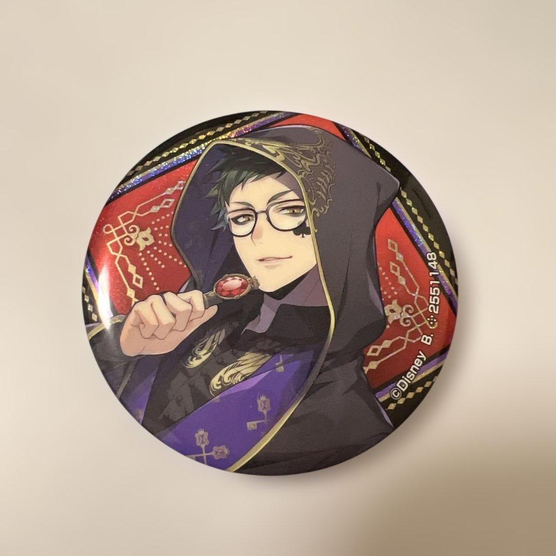 ツイステ トレイ・クローバー 缶バッジ - メルカリ