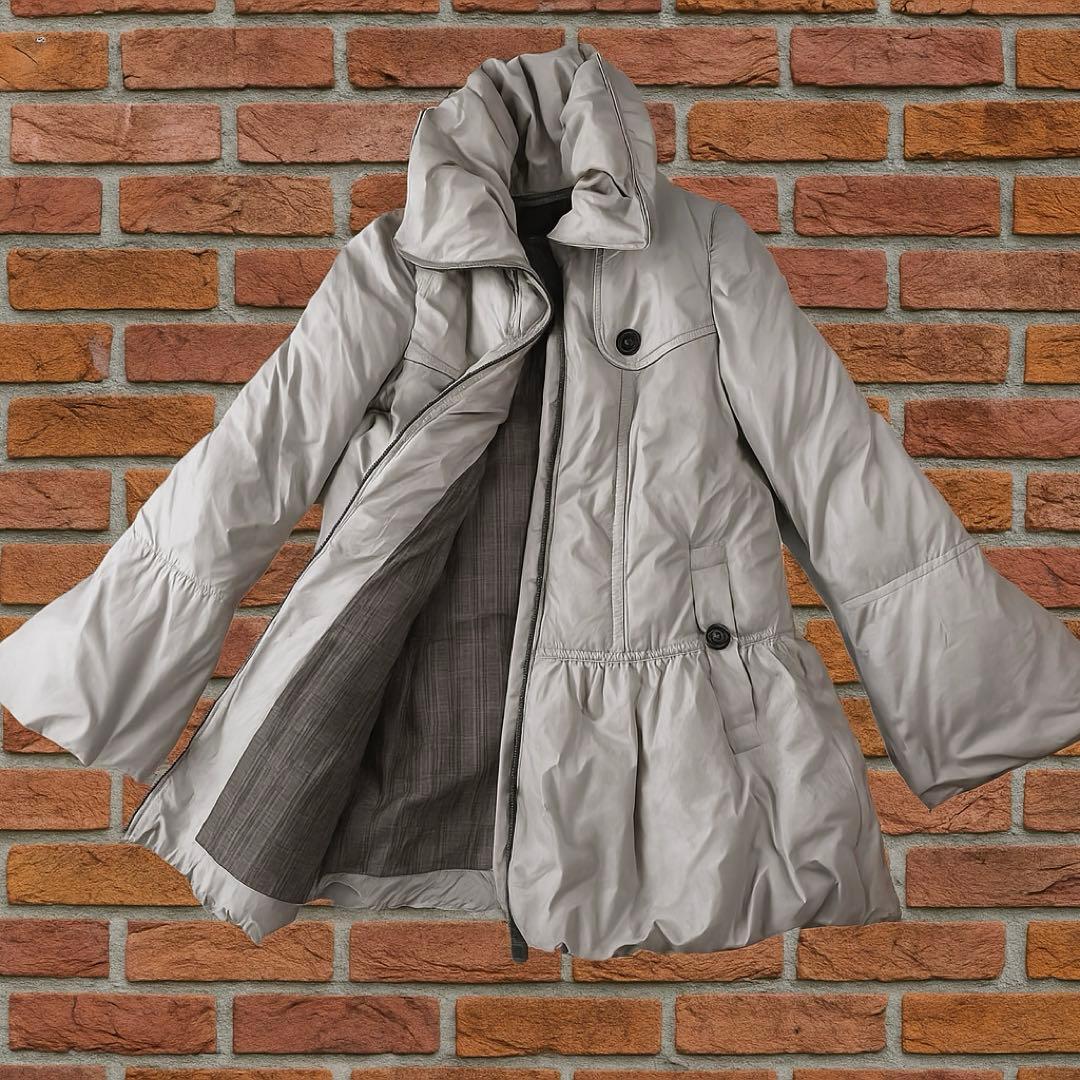 大きいサイズ バーバリーブラックレーベル ダウンジャケット ボリュームある襟元