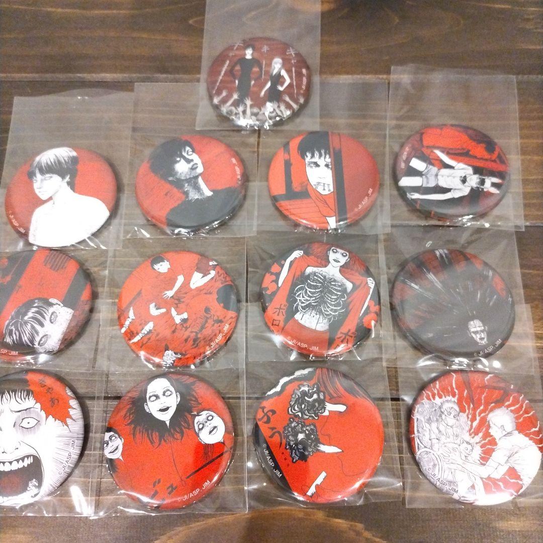 伊藤潤二 缶バッジ 怪奇サミット マニアック　シークレット AMNIBUS-日常使いできるアニメグッズの通販サイト-