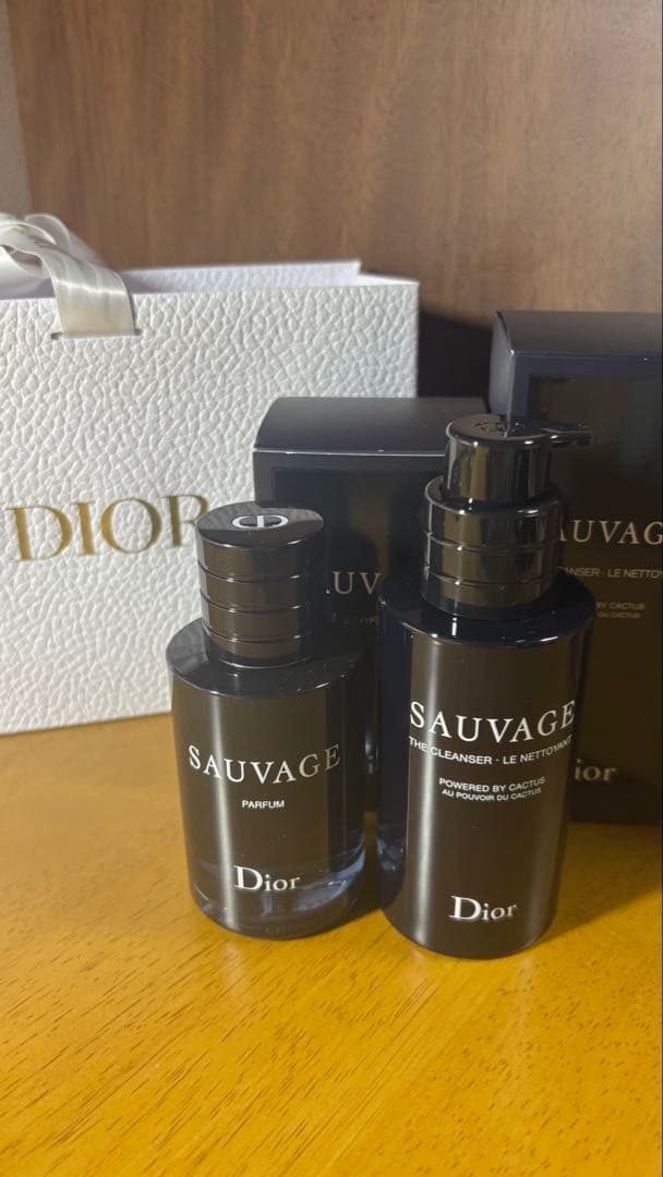 Dior Sauvage パルファム & クレンザー セット