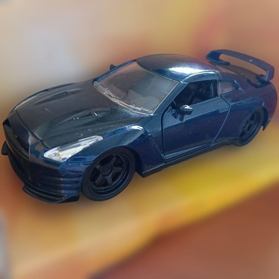 Furious7 35GT-R ミニカーブライアン