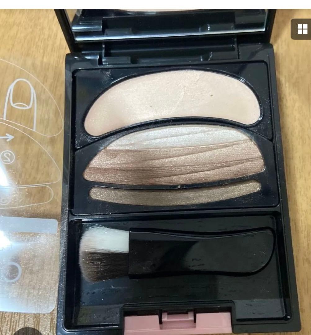 オーブ クチュール ブラシひと塗りシャドウ　566