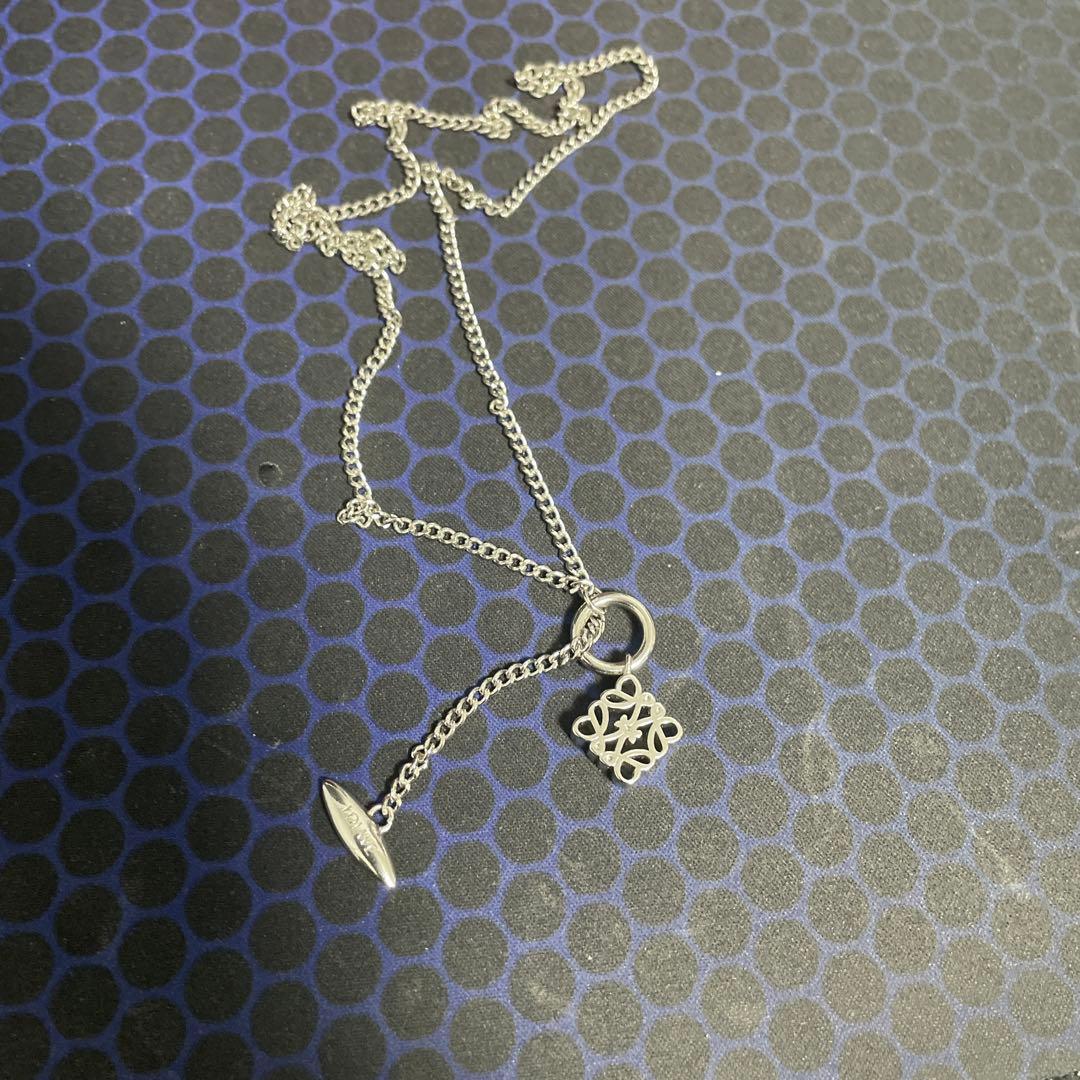 シルバー ネックレス LOEWE