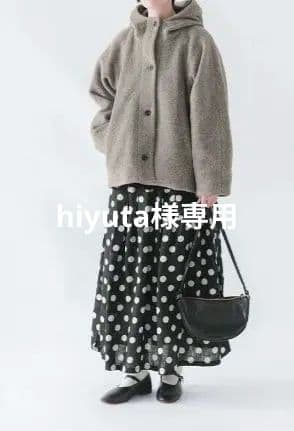 hiyutaです。ブークレ フードショートコート