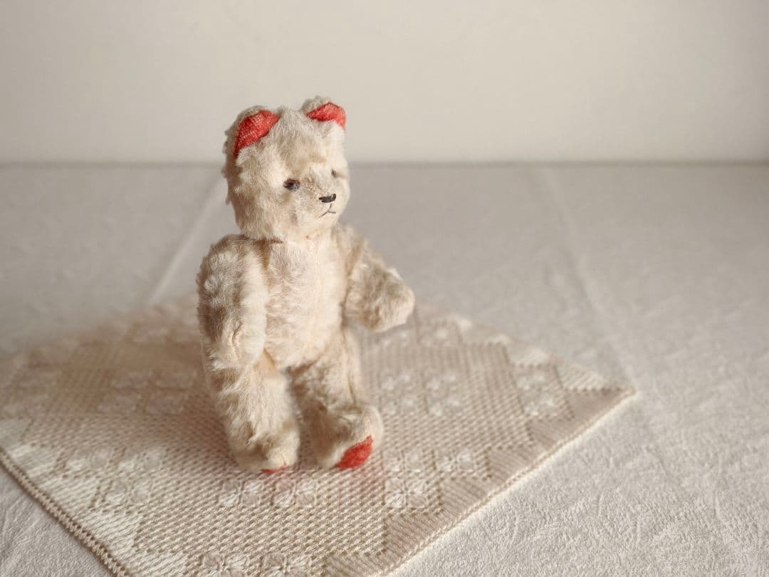 vintage bear ❀ * 朱色のお耳の クマちゃん