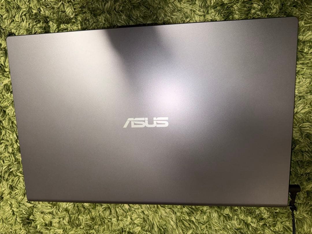 う*♂様 ASUS X515EA (値下げ交渉〇) 快適な使い心地でマルチタスクをこなせる基本性能を備えた15.6型「ASUS