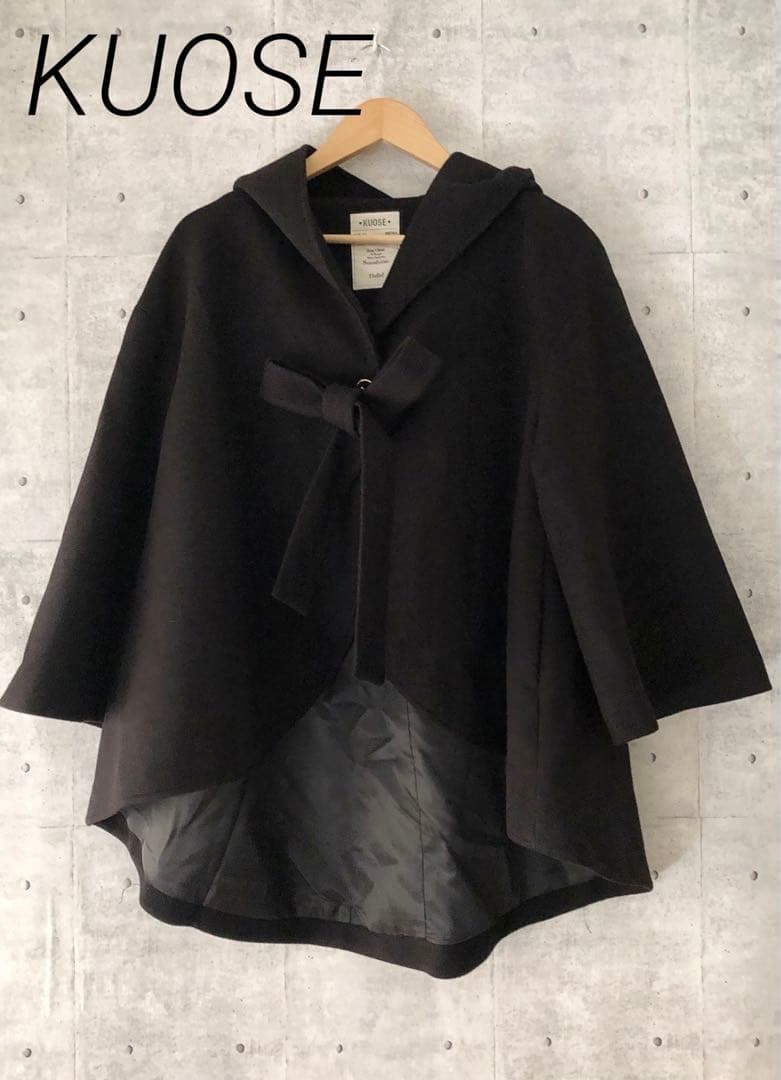 KUOSE クオセ ☆ リボンカラーコート フーディー ブラック XSサイズ KUOSE ショート リボン 長袖 ボウカラーコート ブラック*関送込 (KUOSE