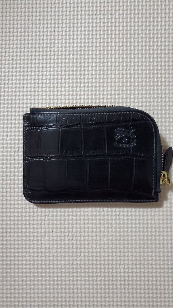 IL BISONTE　コンパクトウォレット