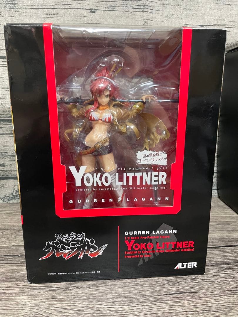 新品未開封　箱美品　天元突破グレンラガン 謎の賞金稼ぎ ヨーコ・リットナー