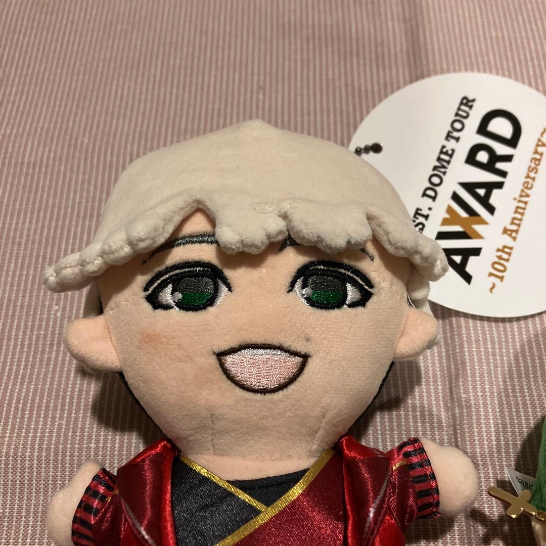 WEST.神山智洋 ちびスト ヤツ ぬいぐるみ - メルカリ