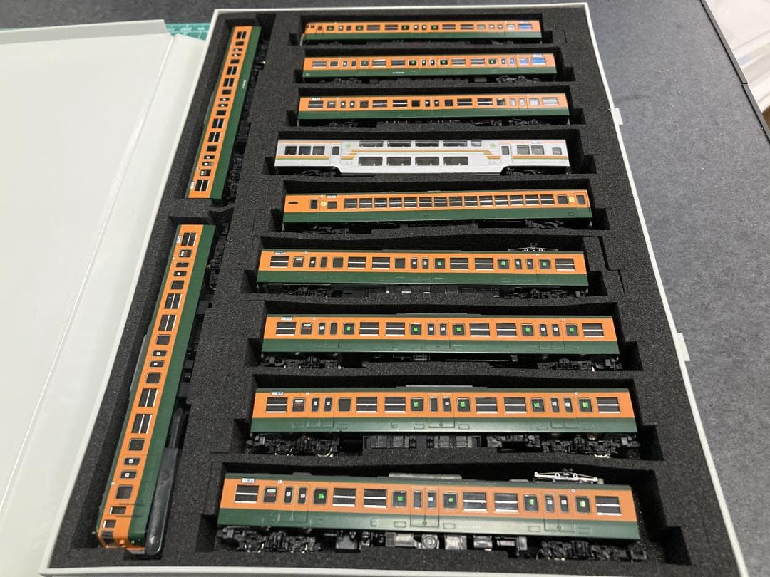 トミックス113系2000番台湘南色　11両セット（説明書なし） 国鉄 113-2000系近郊電車（湘南色）基本セットA｜製品情報｜製品検索