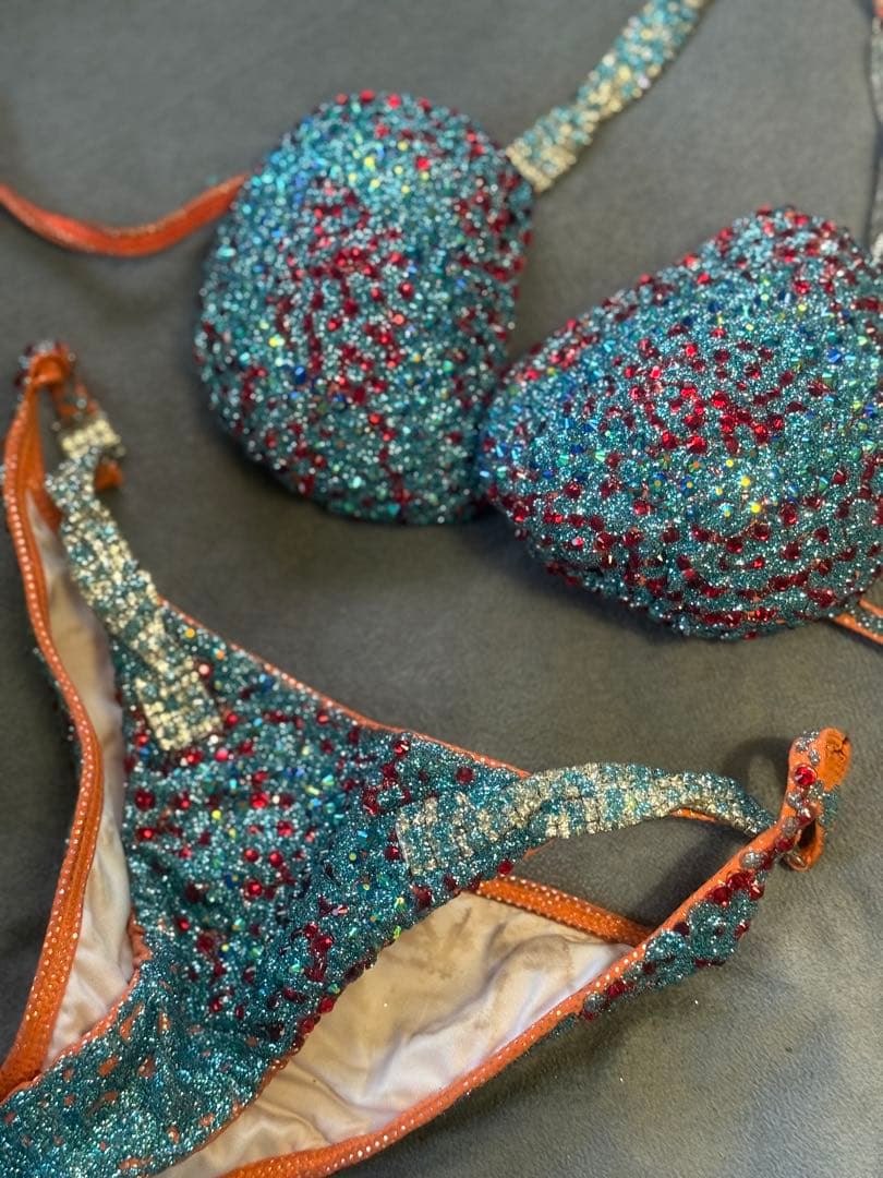 ラインストーン装飾/フィットネスビキニ(大会用) - メルカリ