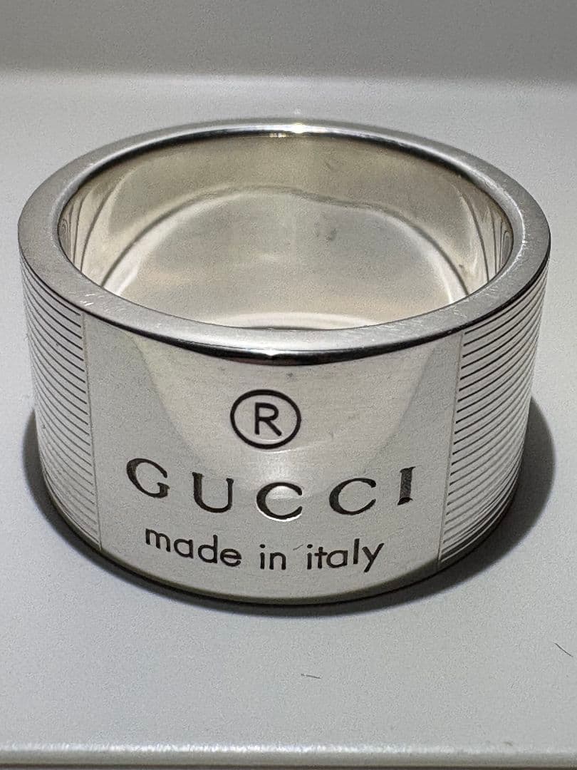 GUCCI ロゴシルバーリング 刻印サイズ:19号【箱/ポーチ付】