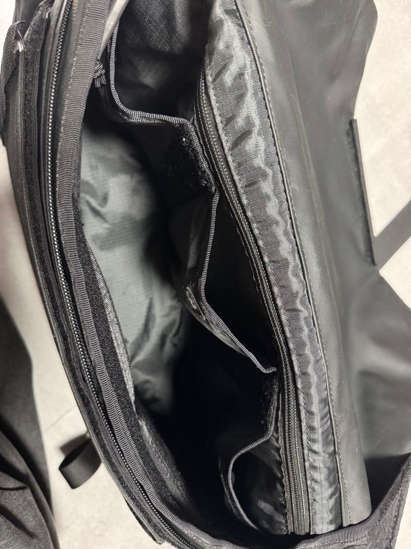 Foxbat Dynamics LEG-01 X-PAC メッセンジャー