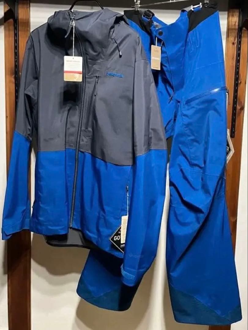 パタゴニア24-25 patagonia アントラックド 上　M