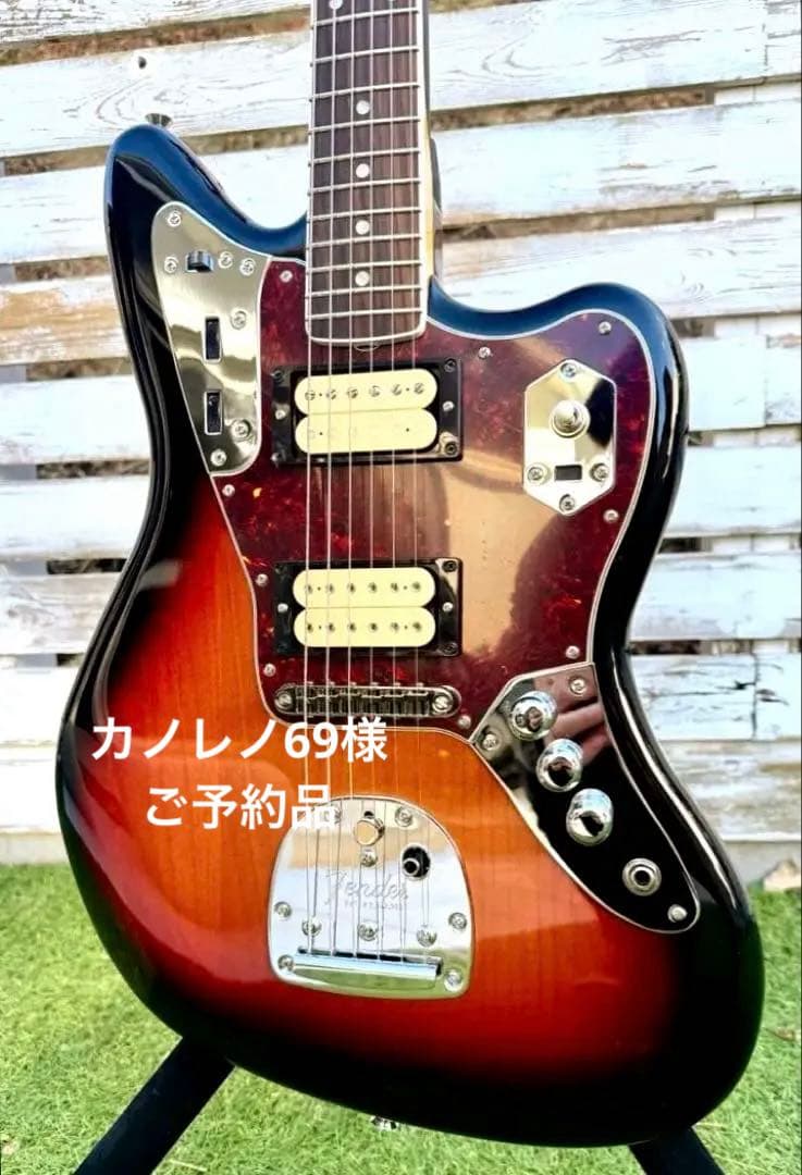 ギター Fender Artist Series  Cobain Jaguar FENDER ( フェンダー ) Kurt Cobain Jaguar 3-Color Sunburst 送料無料