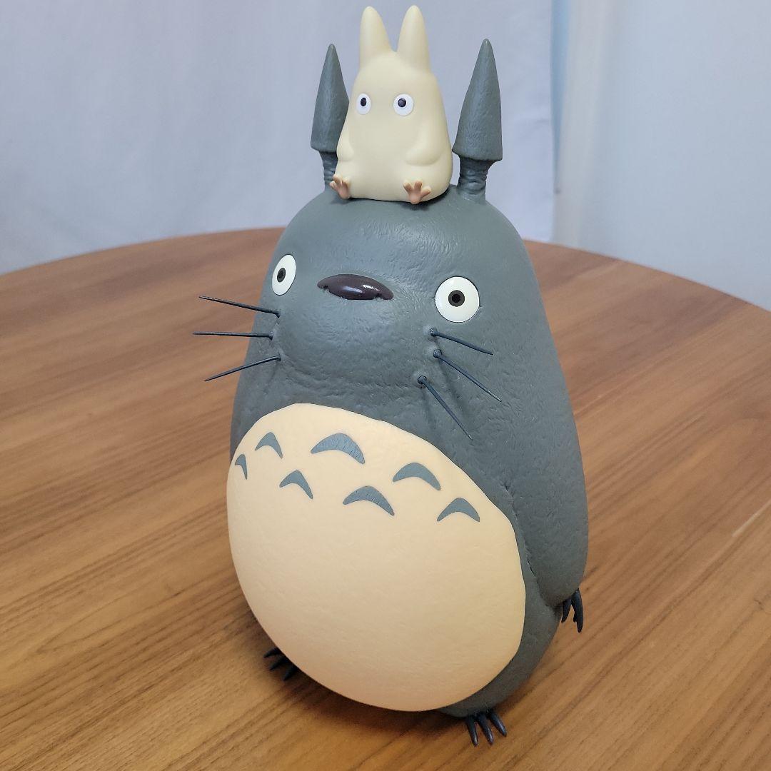 となりのトトロ　大きな大きな貯金箱　30周年限定　ジブリ