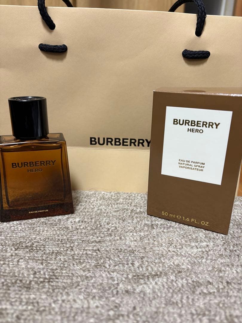 Burberry hero オードパルファム　50ml 箱付き バーバリー ヒーロー オードパルファム / Burberry Beauty(香水, 香水