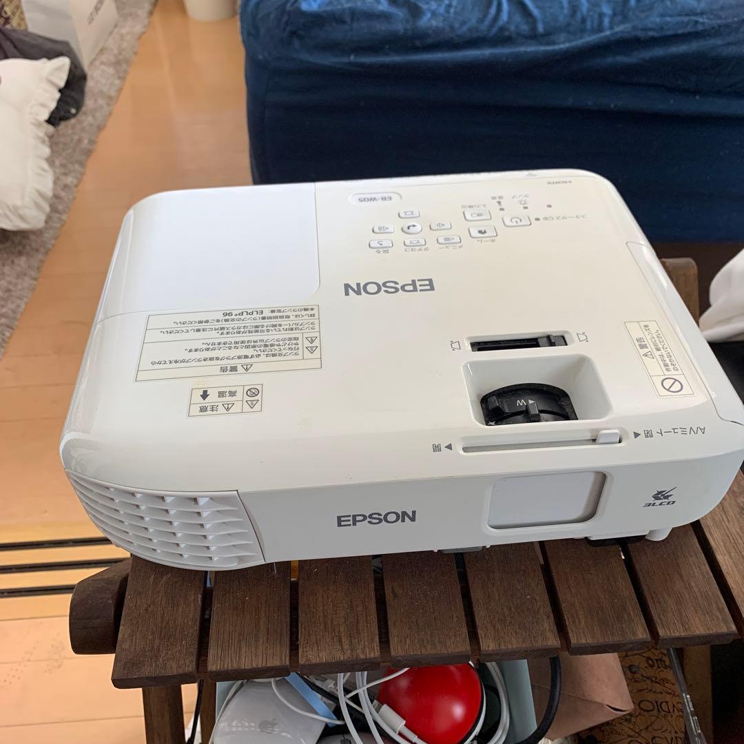 プロジェクター EPSON EB-W05