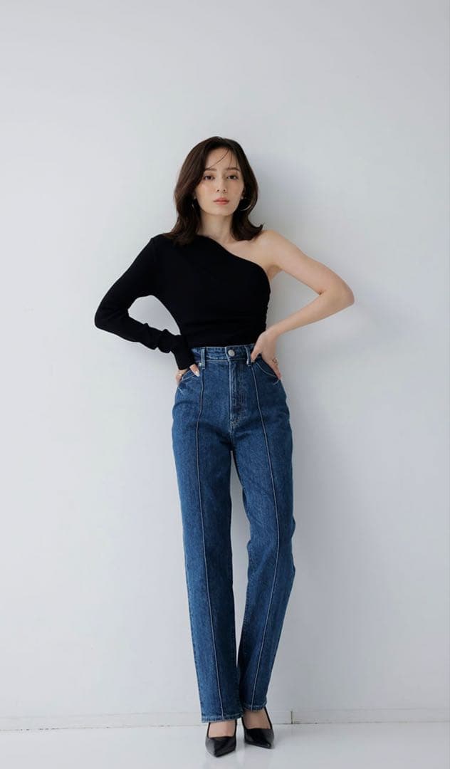 Yanuk anuans アニュアンス Pintuck Straight - メルカリ