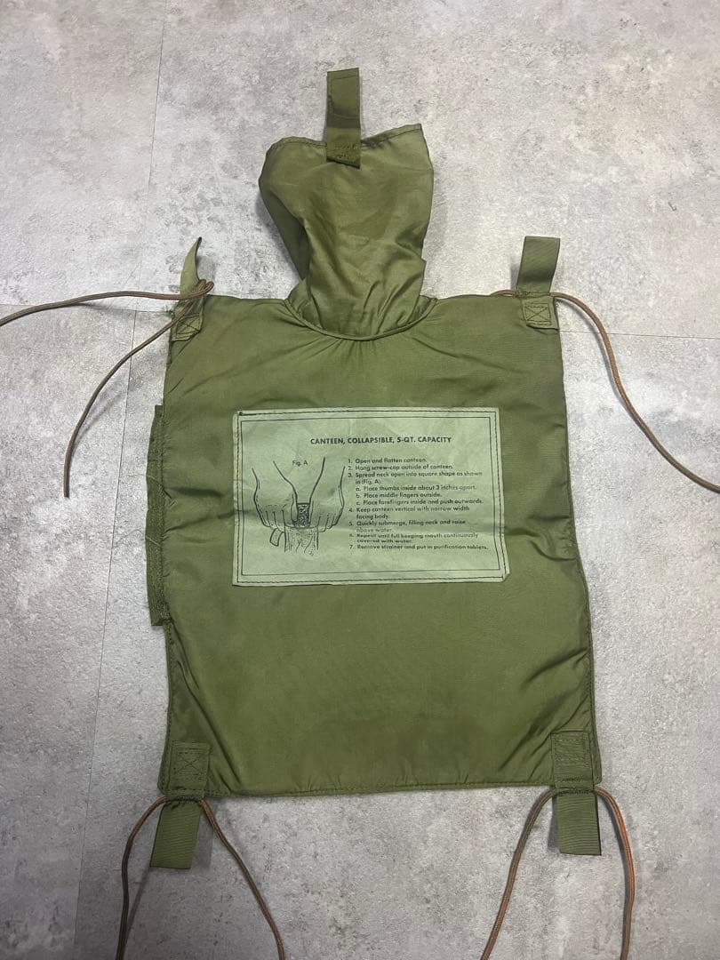 米軍 実物 5QT 折りたたみ式ウォーターコンテナ