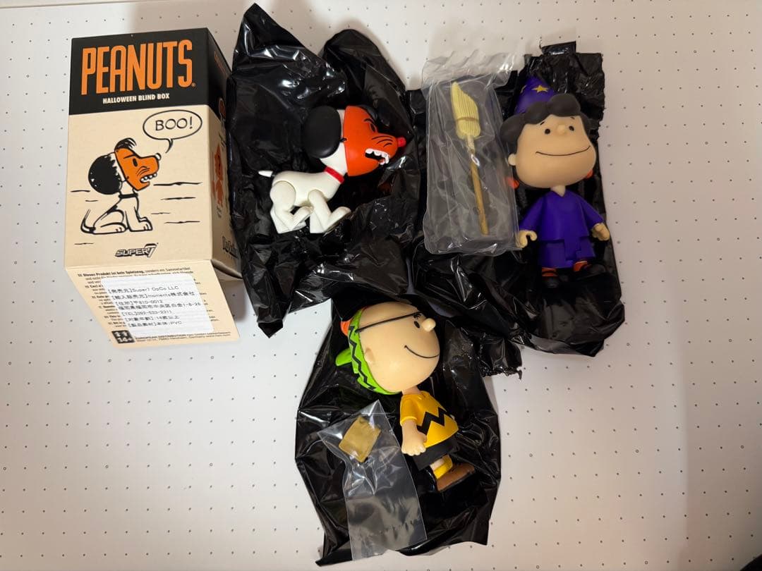PEANUTS SUPER7 リアクションフィギュア ハロウィン 3種 ③