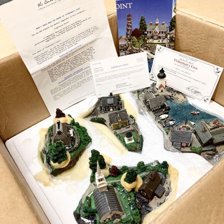 ダンバリーミント 海辺の街並み Fisherman's Cove ジオラマ 奥津恵里 手のり情景ジオラマの世界 - さかつうギャラリー