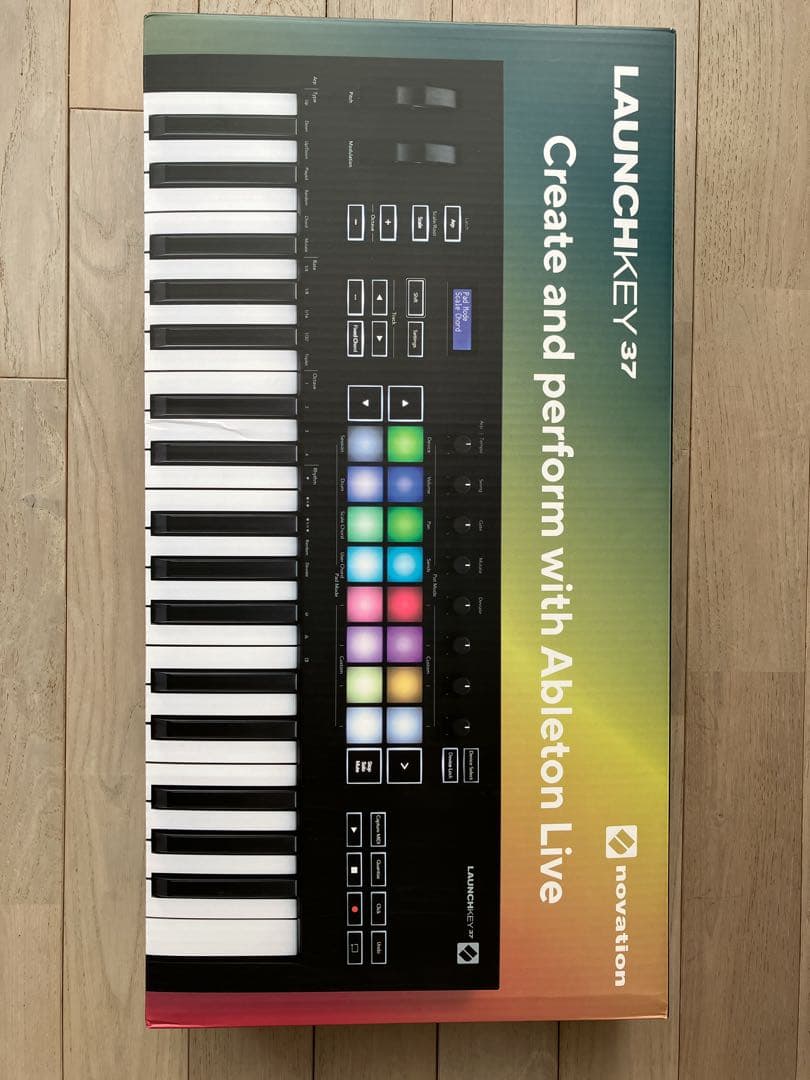 Novation Launchkey 37 MIDIコントローラー キーボード novation Launchkey Mini 37 MK4 MIDIキーボード 37鍵 ミニ鍵盤
