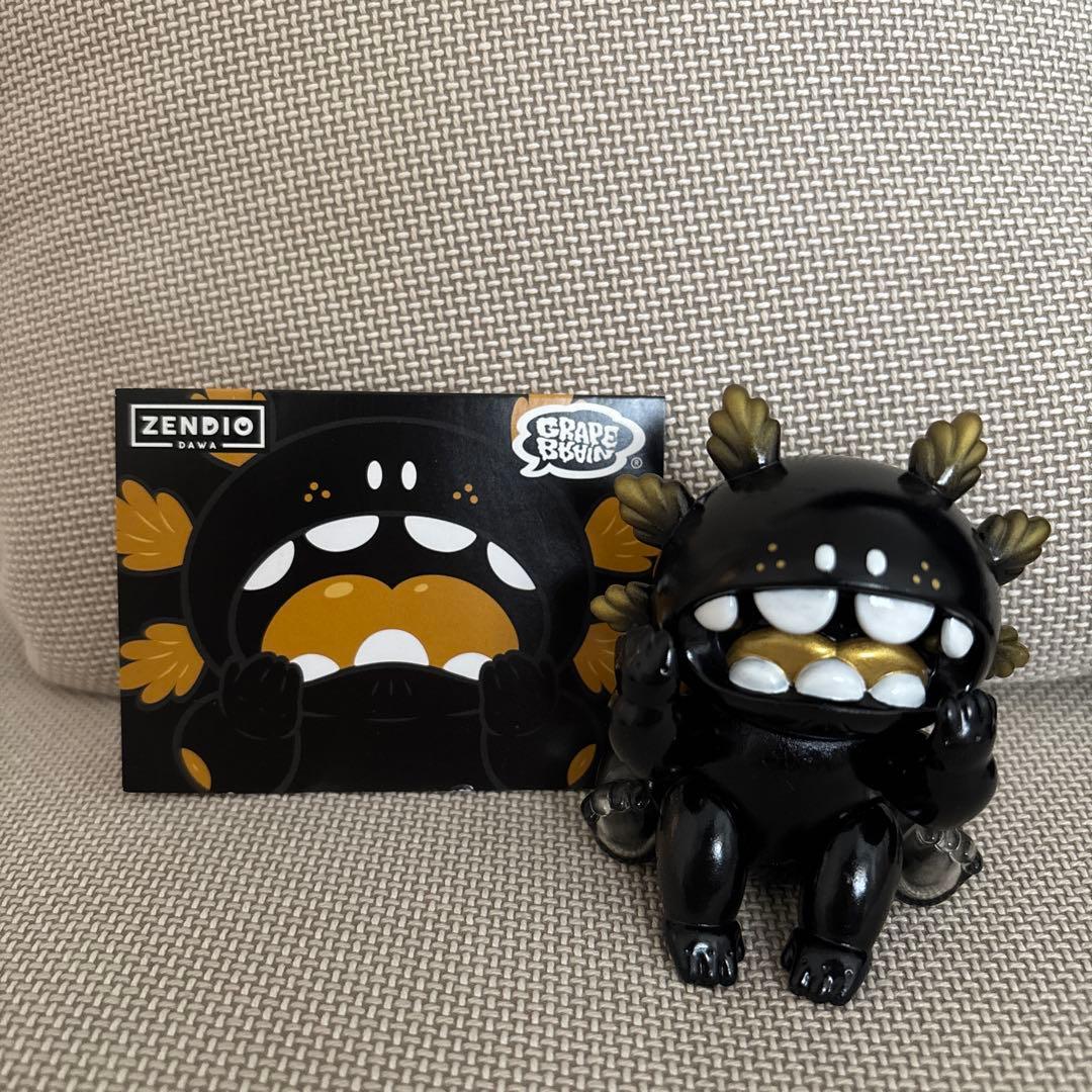 GRAPEBRAIN ロッキャクウーパーまかろにベビー ソフビ