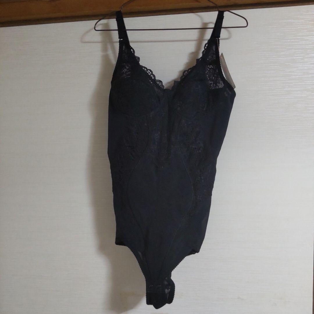 那須由紀代 ダイアナ 下着 ボディスーツ