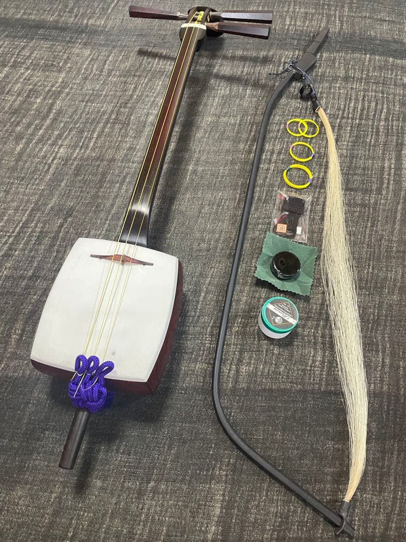 和胡弓紫檀材，胴かりん，弓，付属品付き