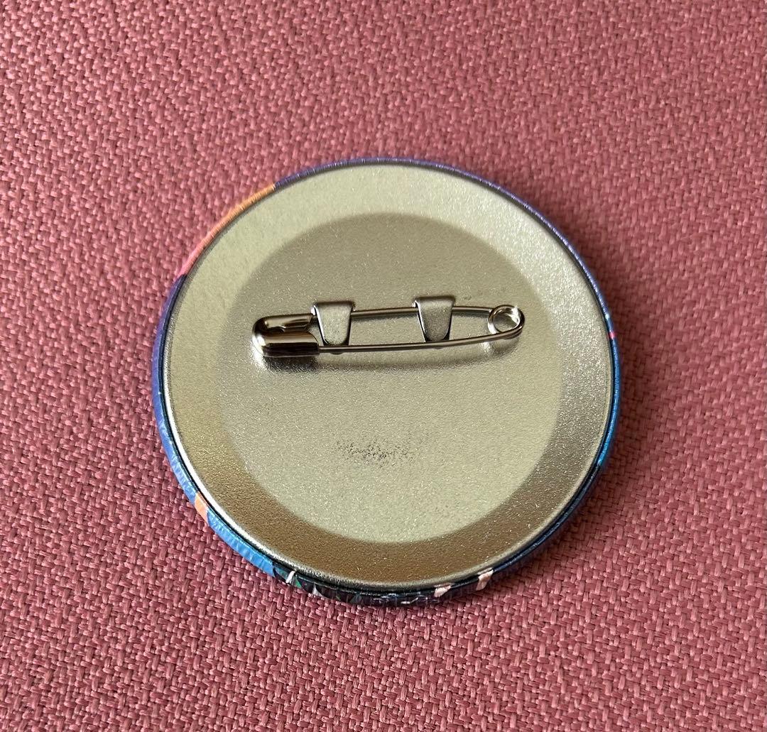 18TRIP エイトリ 蜂乃屋凪 タワレコ 缶バッジ ミニフォト - メルカリ