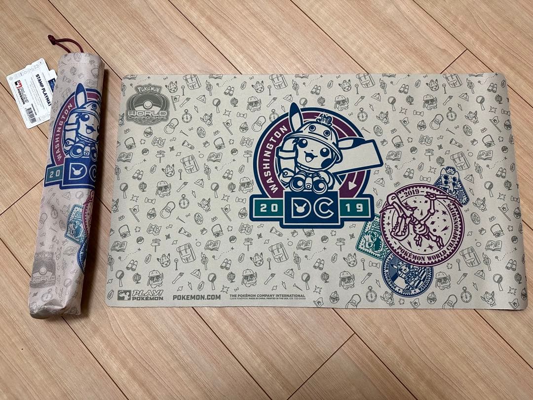 ポケモンカード(ポケカ) WCS2019 プレイマット ワシントン限定 ポケモン プレイマット WCS2019ポッチャマ世界大会の通販 コレクター